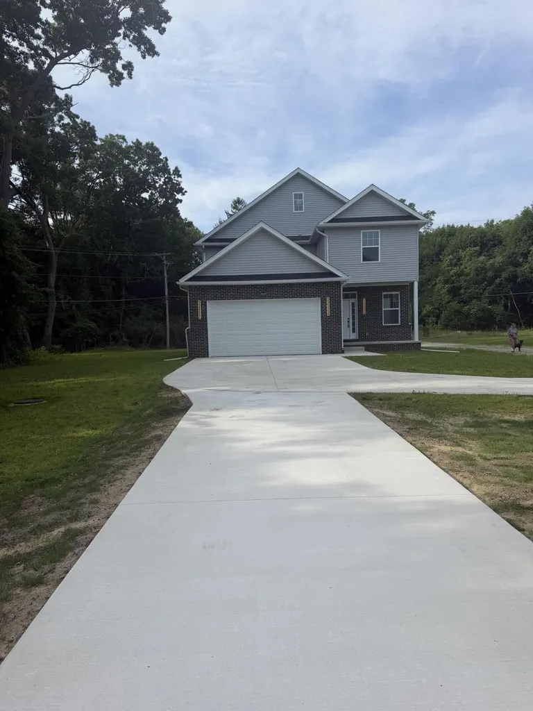 35635 Joy Road Westland City MI 48185