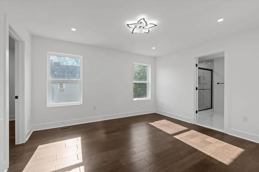 35635 Joy Road Westland City MI 48185
