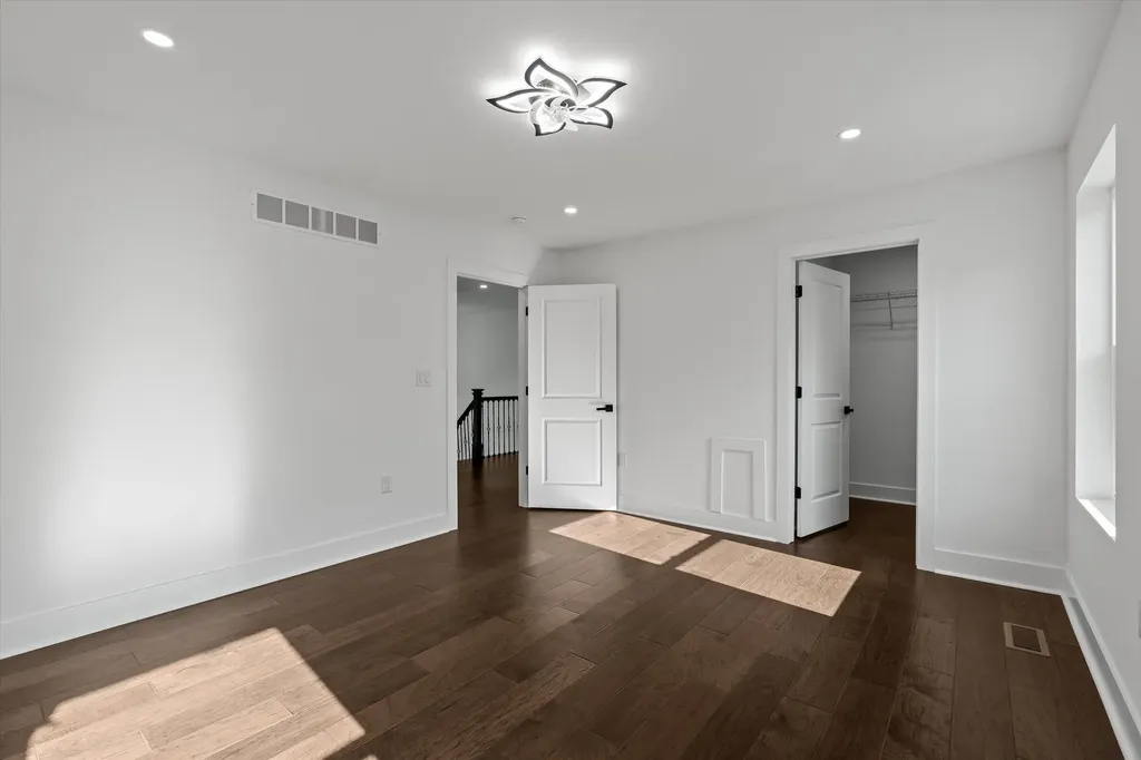 35635 Joy Road Westland City MI 48185