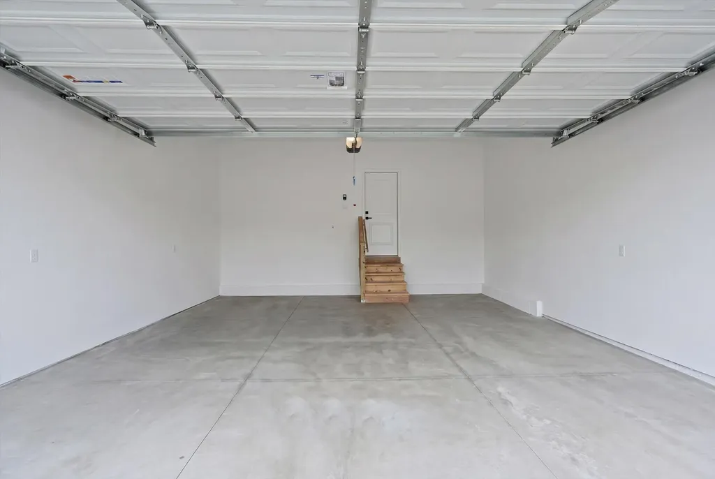 35635 Joy Road Westland City MI 48185