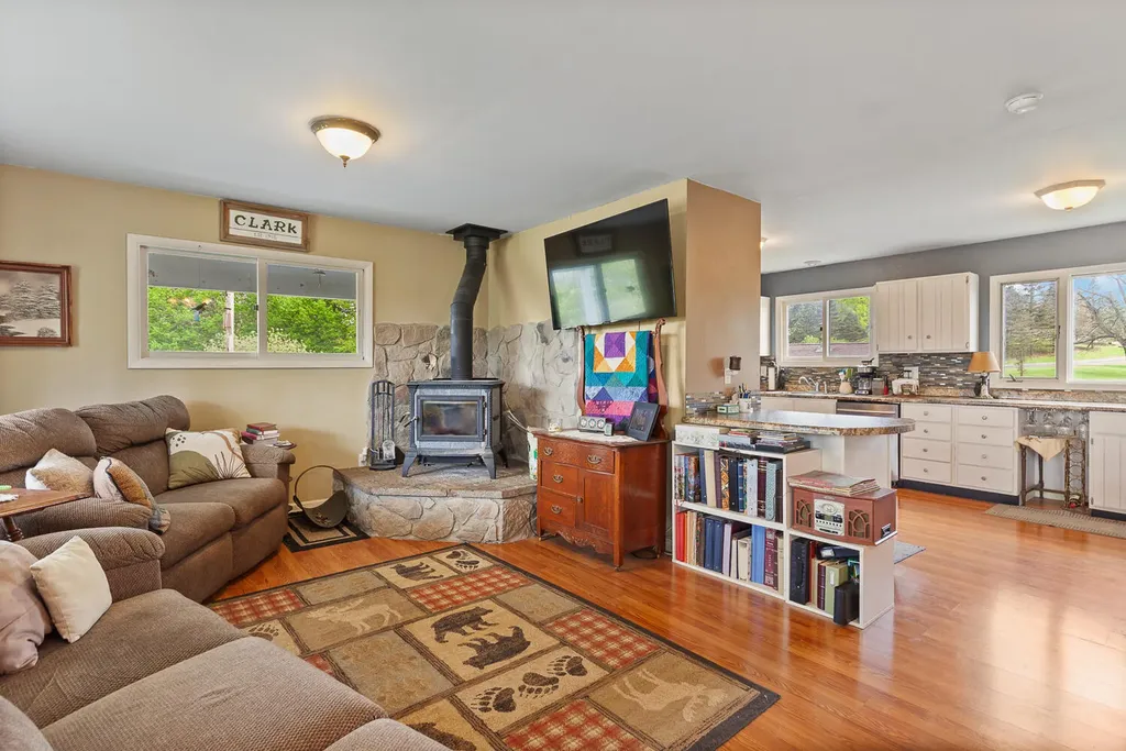 14321 W Austin Road Norvell Township MI 48158