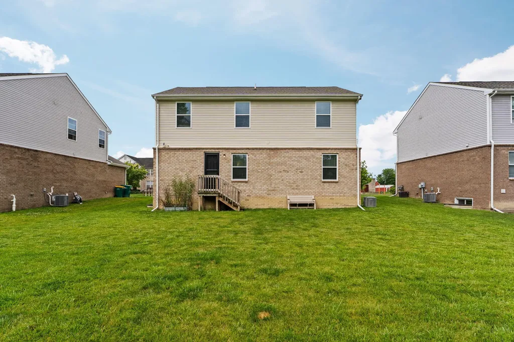 16901 Aberdeen Drive Romulus City MI 48174