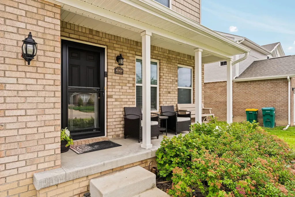 16901 Aberdeen Drive Romulus City MI 48174