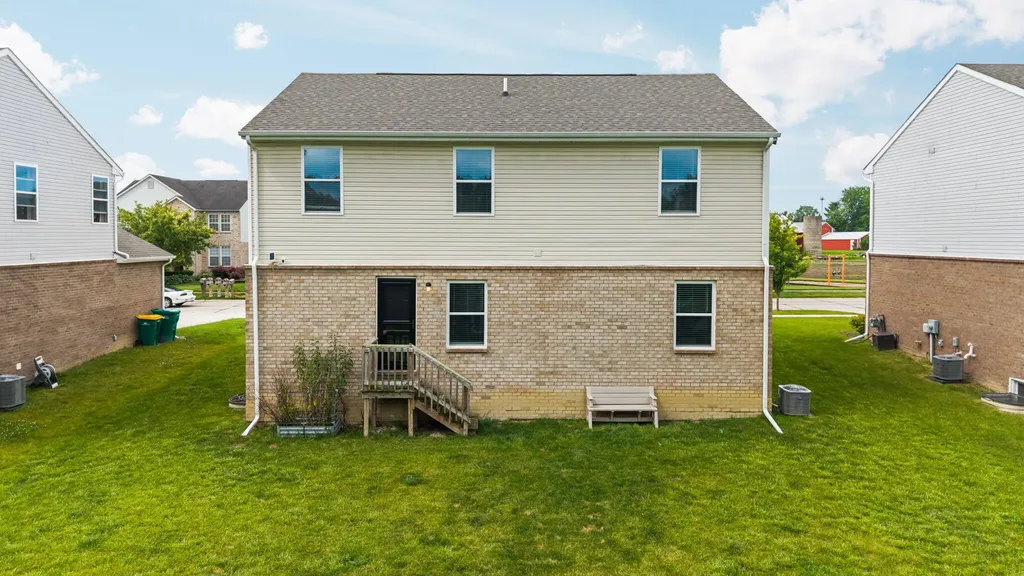 16901 Aberdeen Drive Romulus City MI 48174