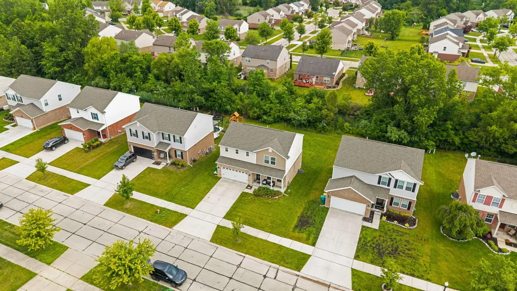 16901 Aberdeen Drive Romulus City MI 48174