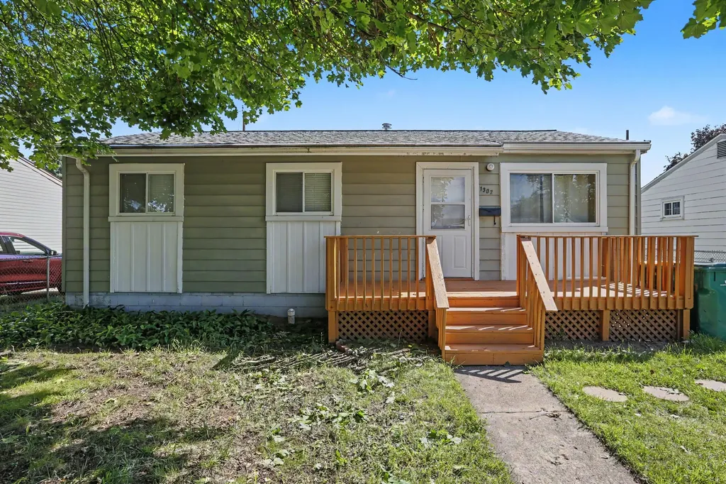 1302 Commonwealth Avenue Ypsilanti Charter Township MI 48198