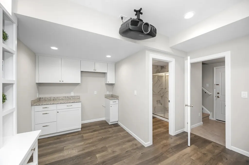2794 Ashcombe Drive Ann Arbor City MI 48105
