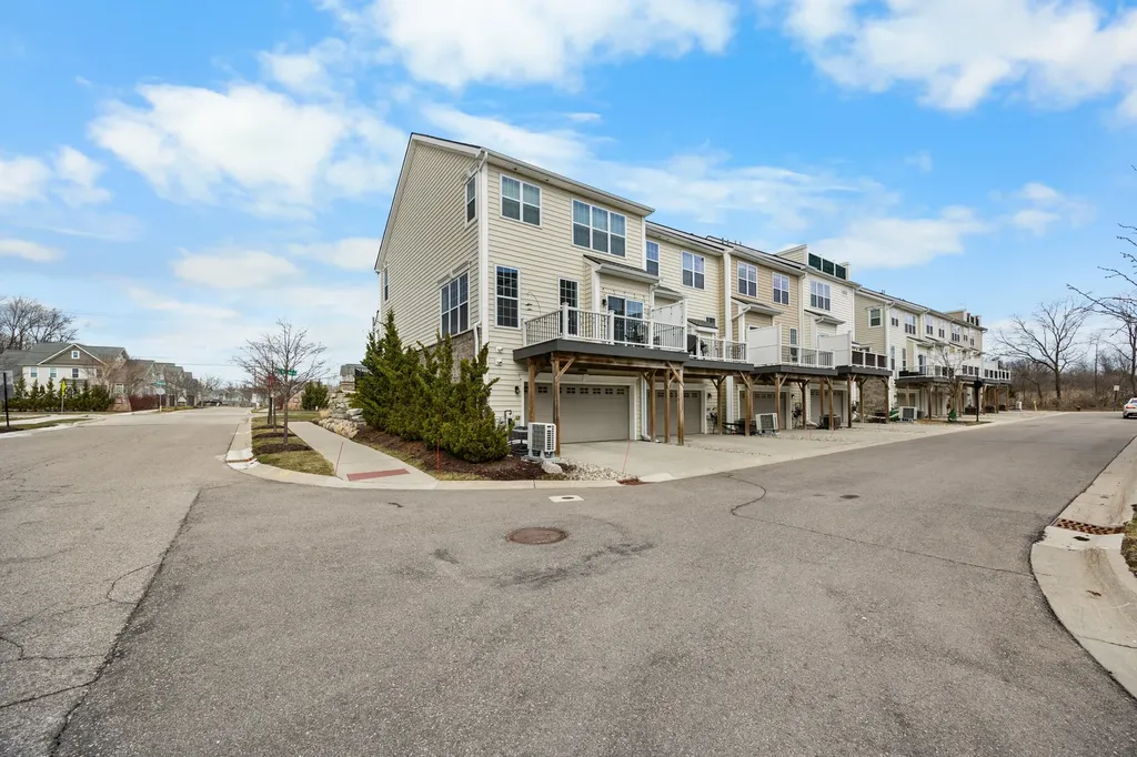 2794 Ashcombe Drive Ann Arbor City MI 48105