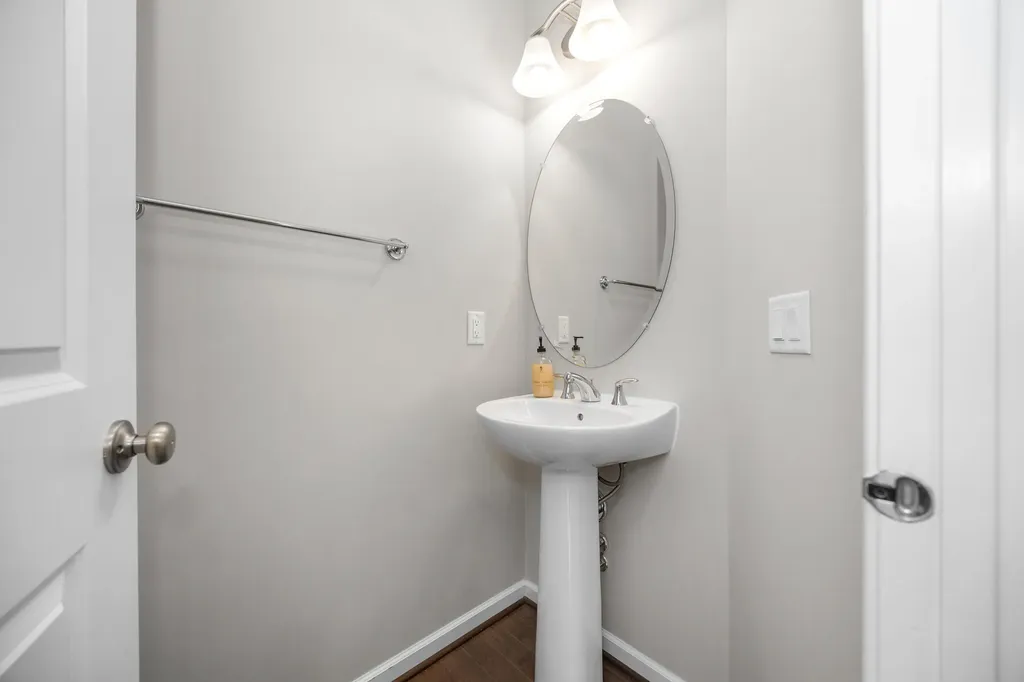 2794 Ashcombe Drive Ann Arbor City MI 48105