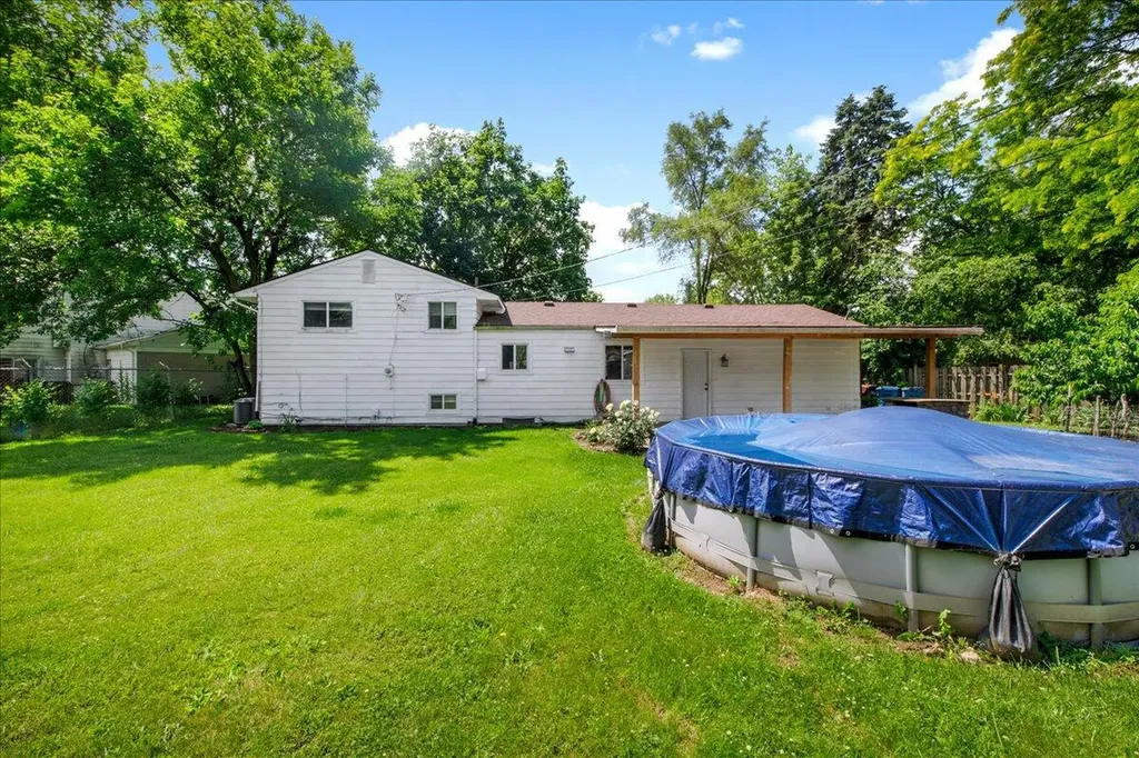 1115 Clark Drive Ypsilanti City MI 48198