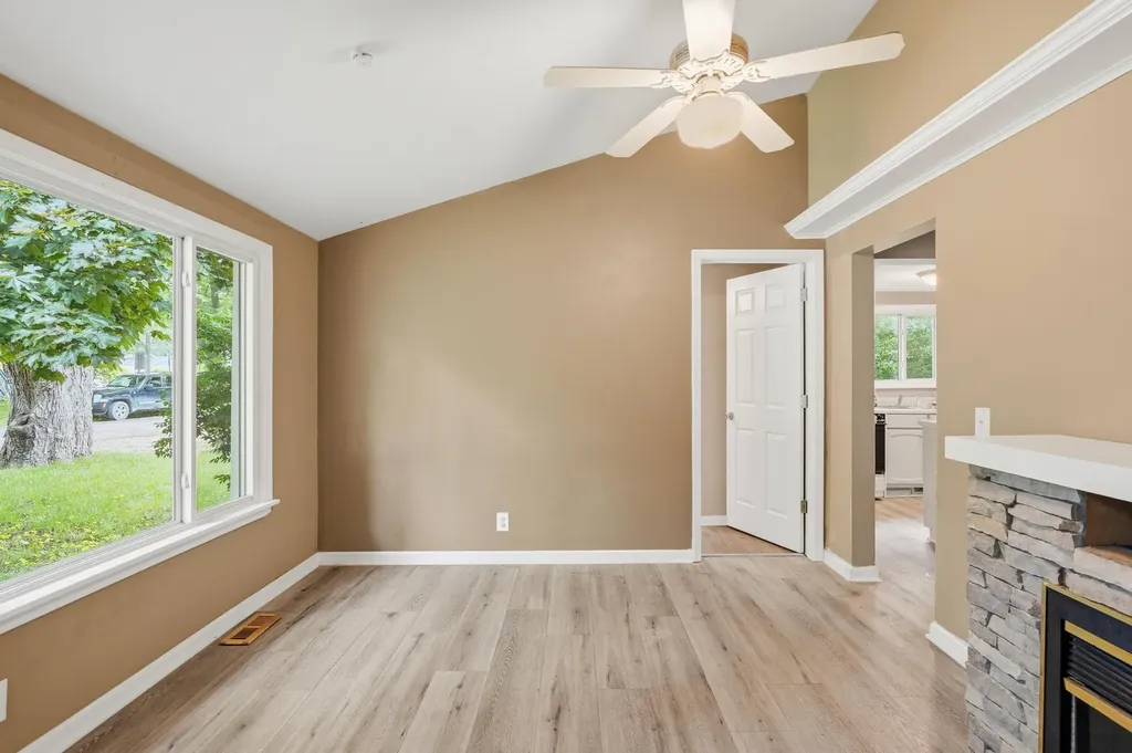 9535 Listeria Street Commerce Charter Township MI 48382