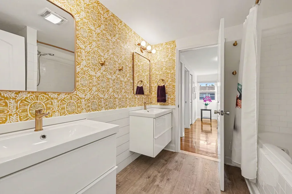 2816 Page Avenue Ann Arbor City MI 48104