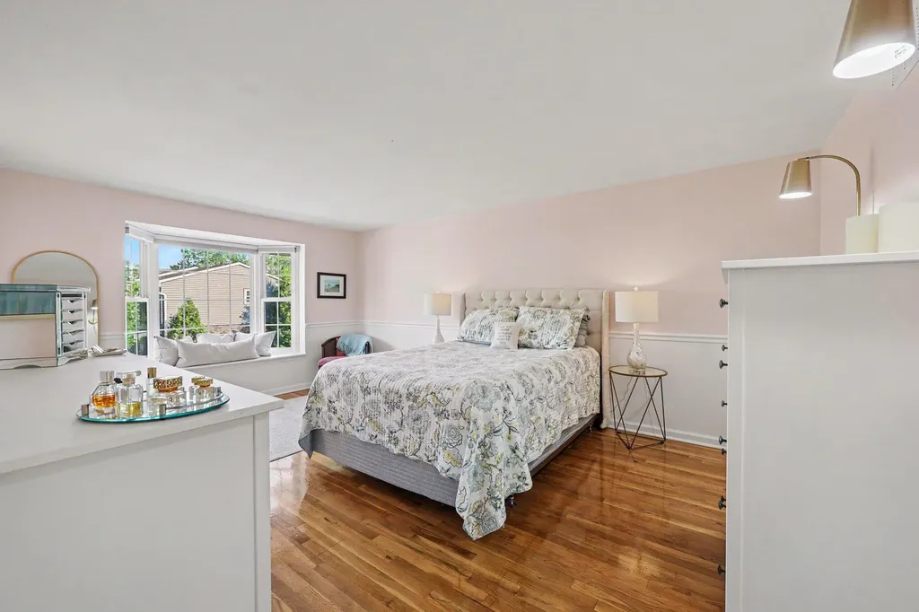 2816 Page Avenue Ann Arbor City MI 48104