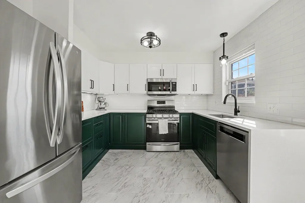 2816 Page Avenue Ann Arbor City MI 48104