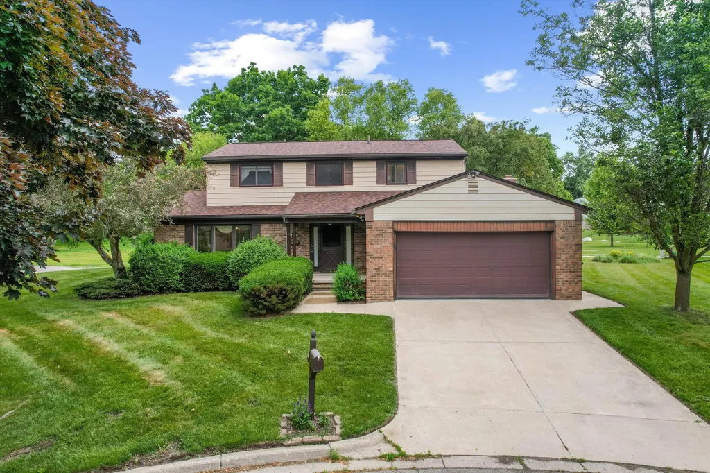 2457 Traver Boulevard Ann Arbor City MI 48105