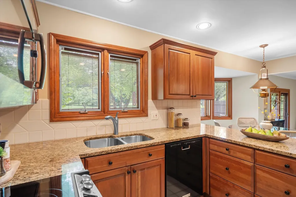 2457 Traver Boulevard Ann Arbor City MI 48105