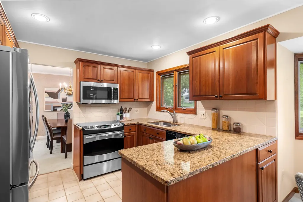 2457 Traver Boulevard Ann Arbor City MI 48105