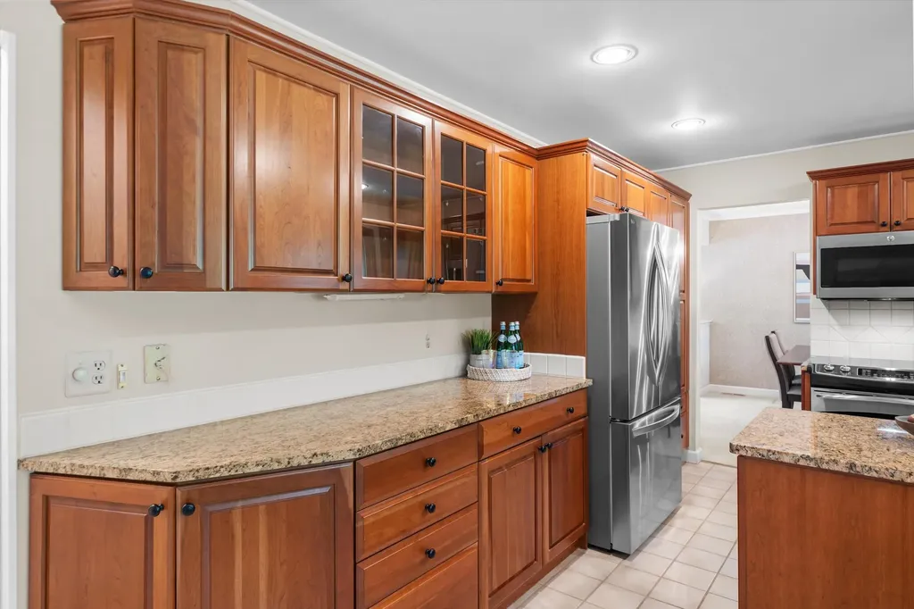 2457 Traver Boulevard Ann Arbor City MI 48105