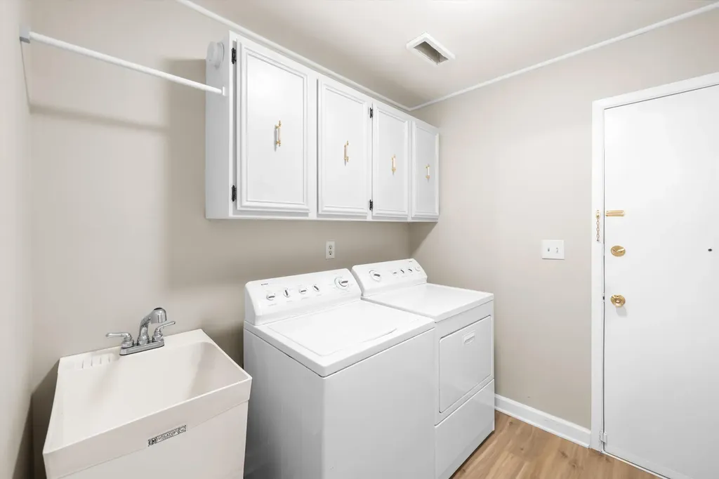 2457 Traver Boulevard Ann Arbor City MI 48105