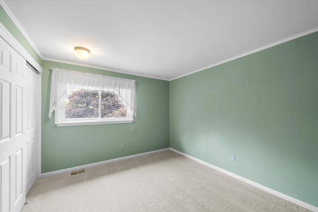 2457 Traver Boulevard Ann Arbor City MI 48105