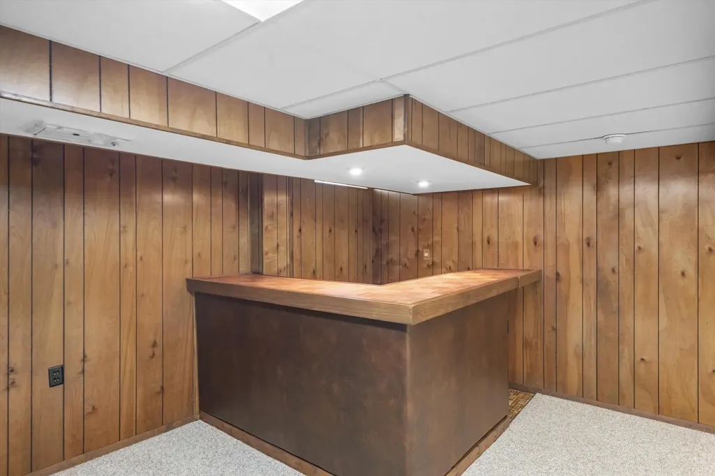 2457 Traver Boulevard Ann Arbor City MI 48105