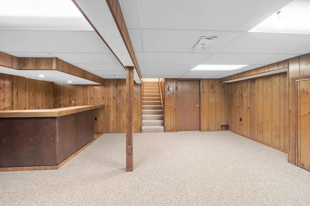 2457 Traver Boulevard Ann Arbor City MI 48105