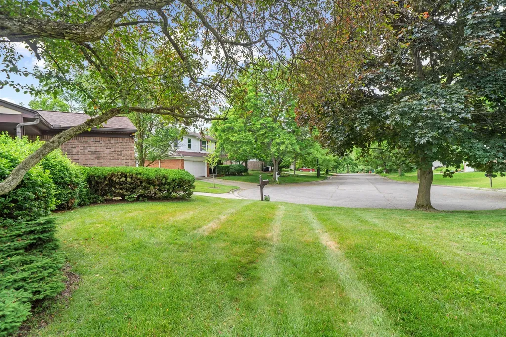 2457 Traver Boulevard Ann Arbor City MI 48105
