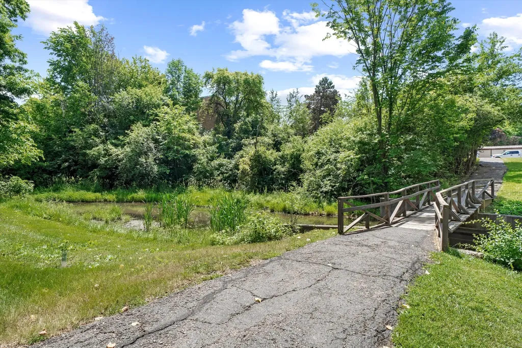 2457 Traver Boulevard Ann Arbor City MI 48105