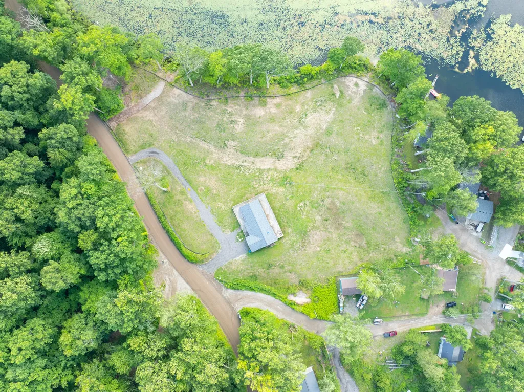 5245 Grass Lake Road White Lake Charter Township MI 48383
