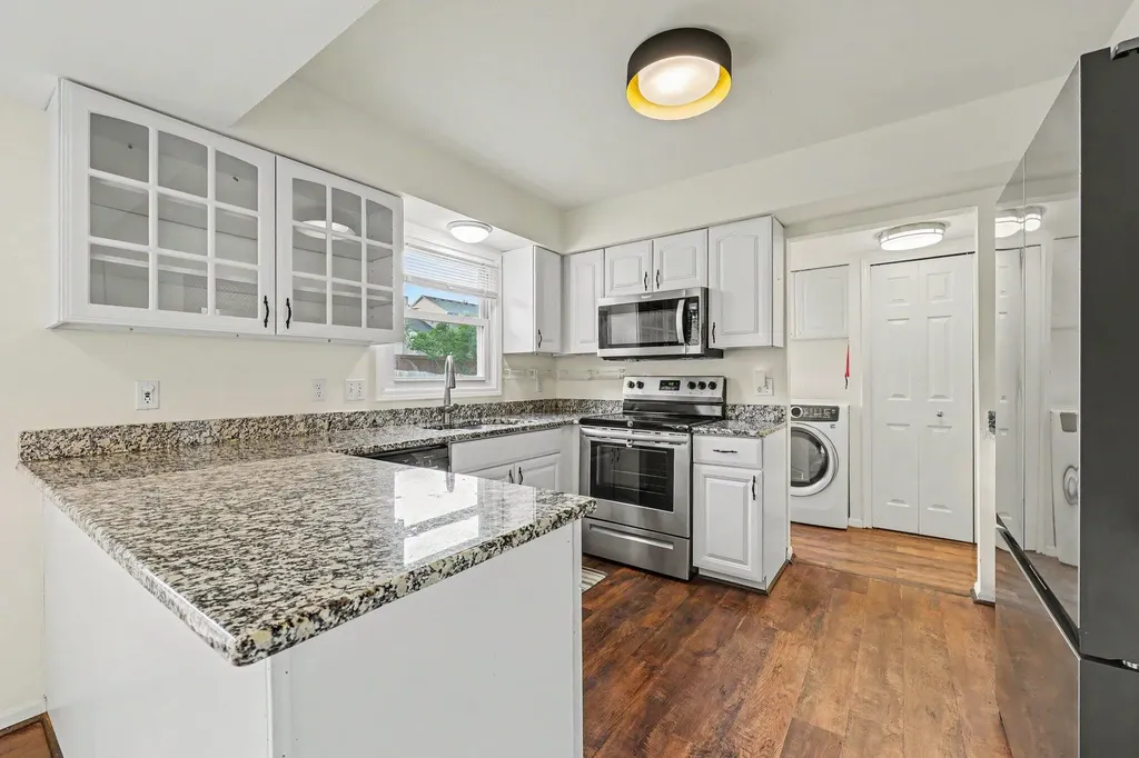 3705 Fieldcrest Lane Pittsfield Charter Township MI 48197