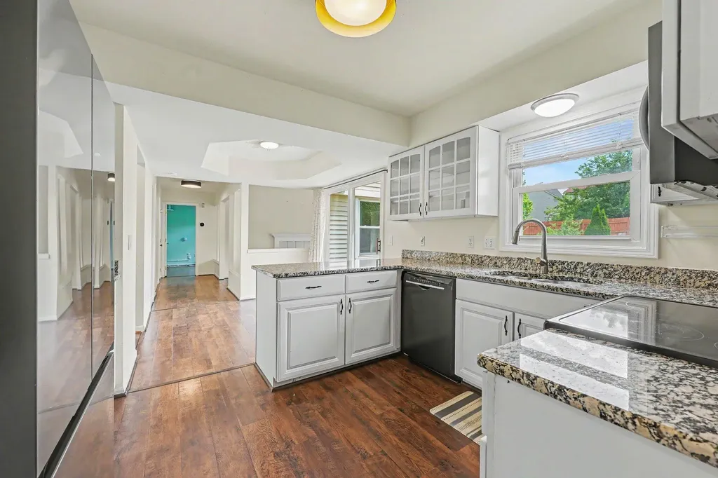 3705 Fieldcrest Lane Pittsfield Charter Township MI 48197