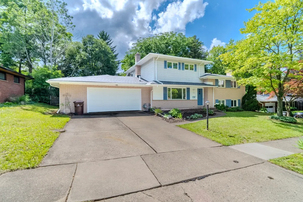 1943 Ivywood Drive Ann Arbor City MI 48103
