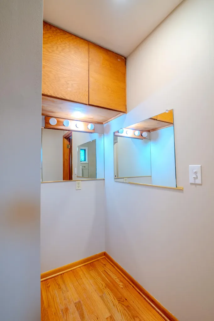 1943 Ivywood Drive Ann Arbor City MI 48103
