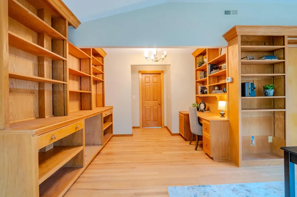 1943 Ivywood Drive Ann Arbor City MI 48103