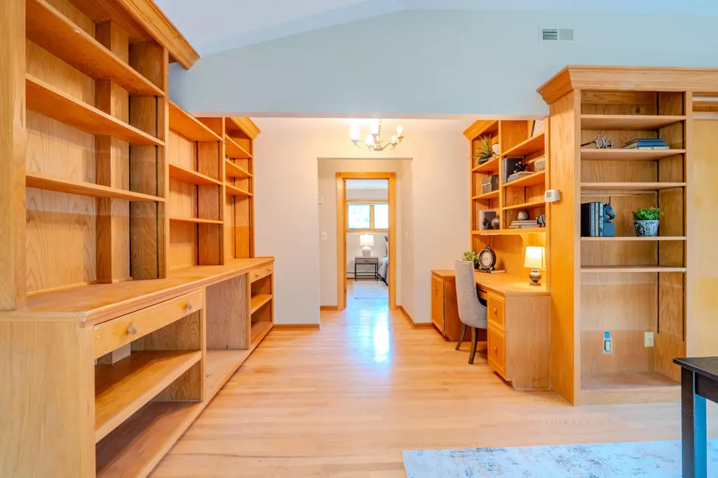 1943 Ivywood Drive Ann Arbor City MI 48103