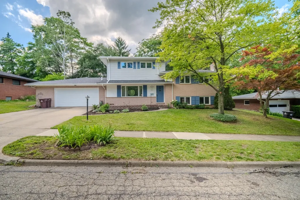 1943 Ivywood Drive Ann Arbor City MI 48103