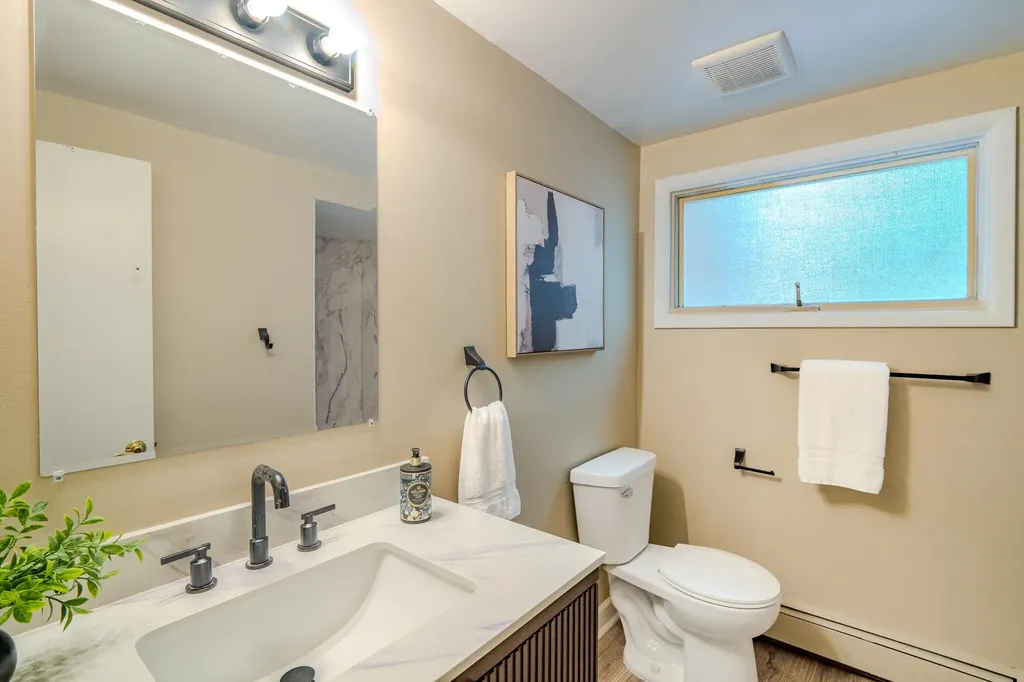 1943 Ivywood Drive Ann Arbor City MI 48103