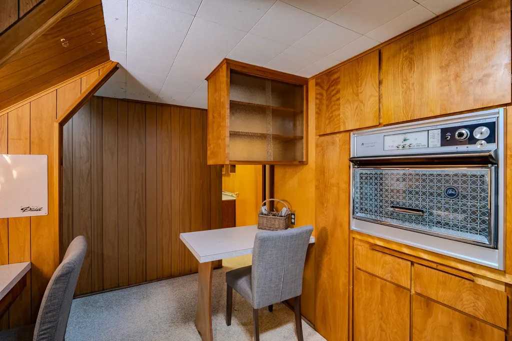 1943 Ivywood Drive Ann Arbor City MI 48103