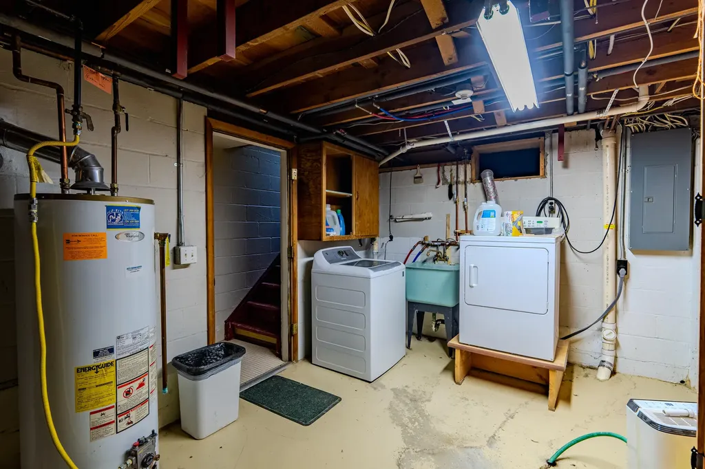 1943 Ivywood Drive Ann Arbor City MI 48103