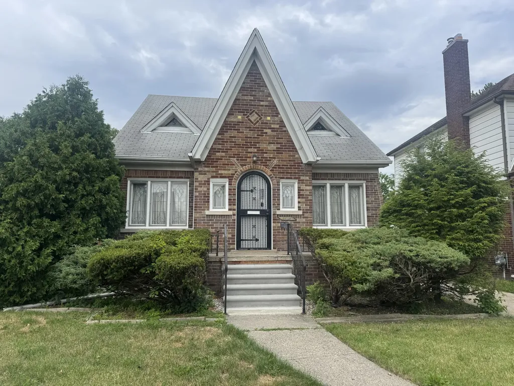 9200 Yorkshire Road Detroit City MI 48224