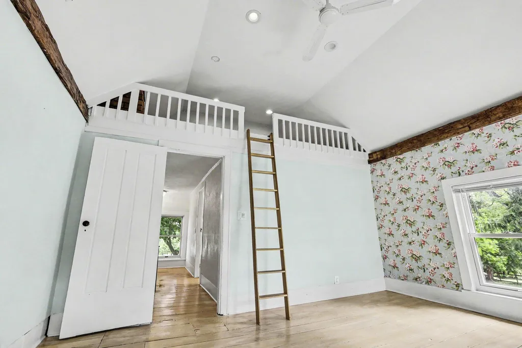 2663 N Harris Road Superior Charter Township MI 48198