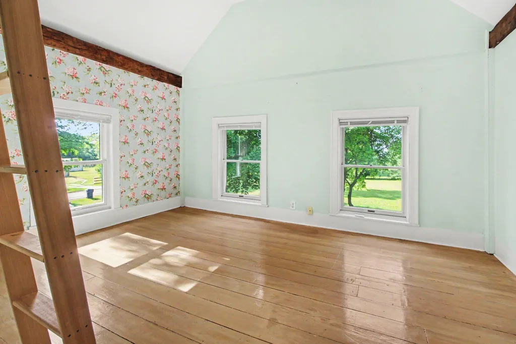 2663 N Harris Road Superior Charter Township MI 48198