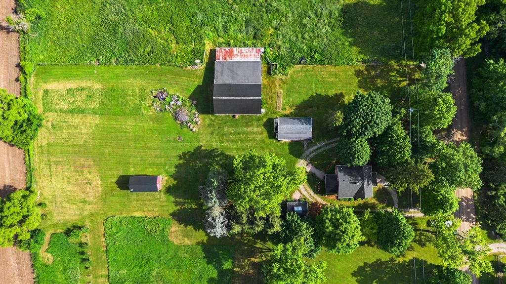 2663 N Harris Road Superior Charter Township MI 48198