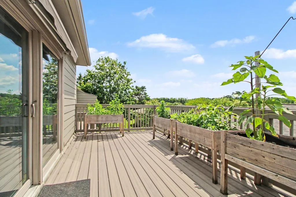 761 Skynob Drive Ann Arbor City MI 48105