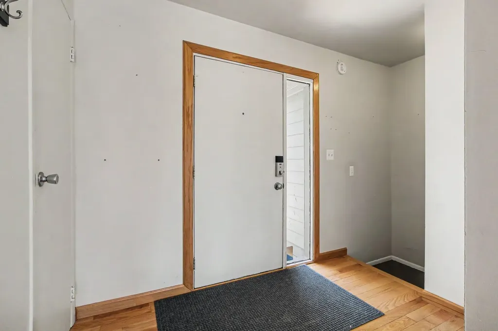 761 Skynob Drive Ann Arbor City MI 48105