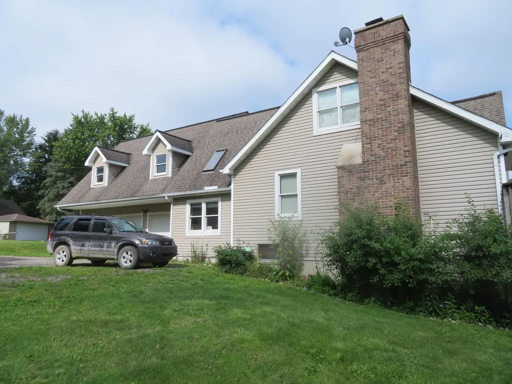 12004 Elmdale Drive Freedom Township MI 48158