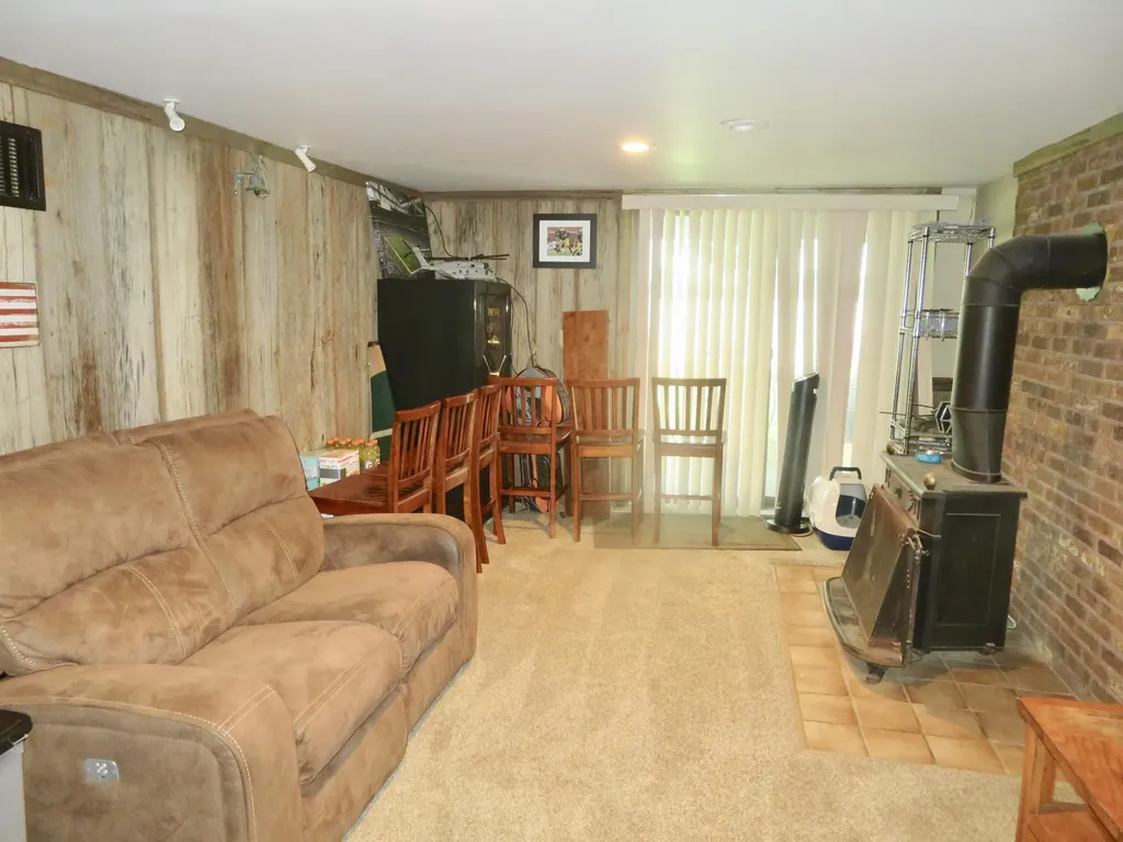 12004 Elmdale Drive Freedom Township MI 48158