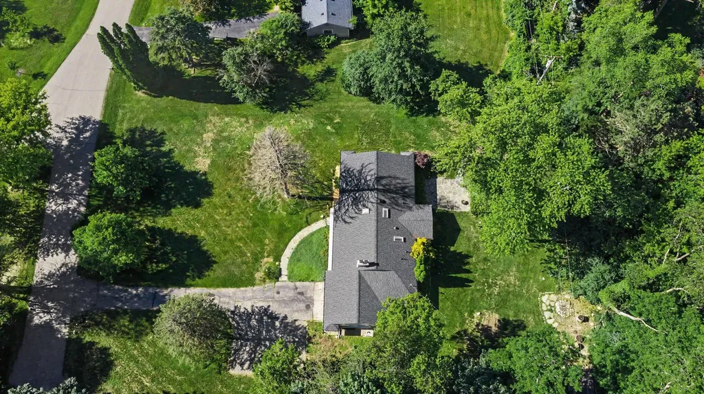 24900 N Cromwell Drive Franklin Village MI 48025