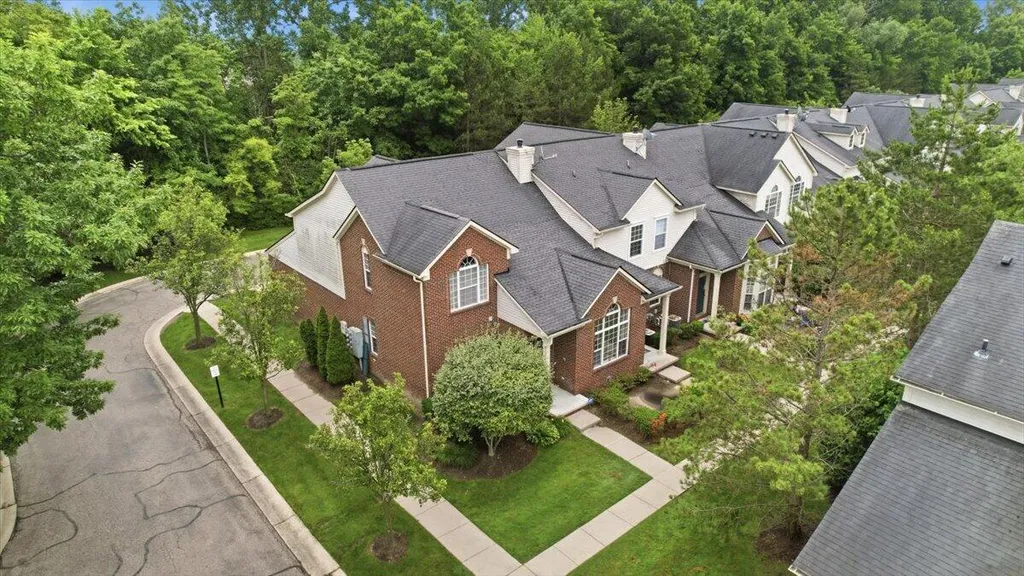 18101 Adri Circle Commerce Charter Township MI 48390