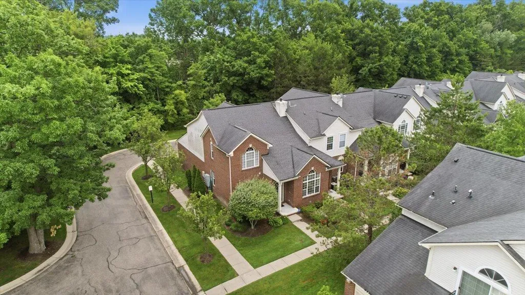 18101 Adri Circle Commerce Charter Township MI 48390